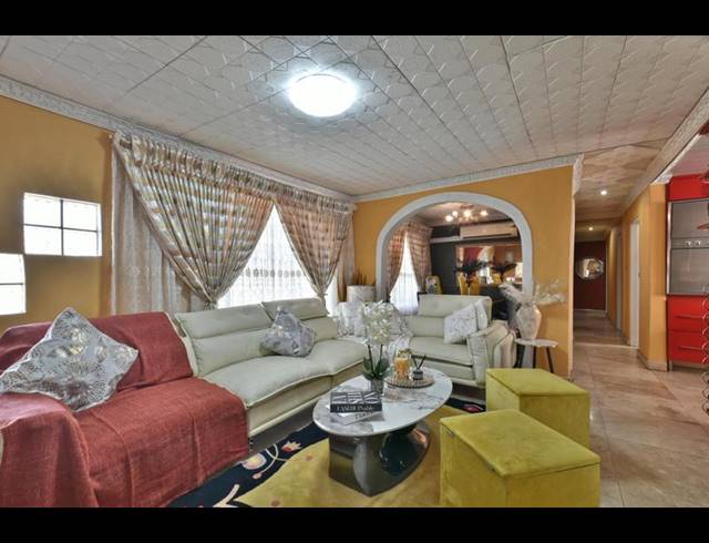 4 BEDROOM HOUSE FOR SALE IN ALVEDA